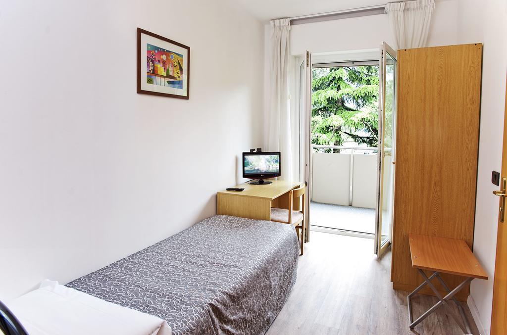 Hotel Rubino Nago-Torbole Luaran gambar