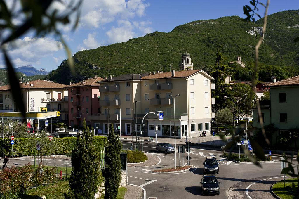 Hotel Rubino Nago-Torbole Luaran gambar