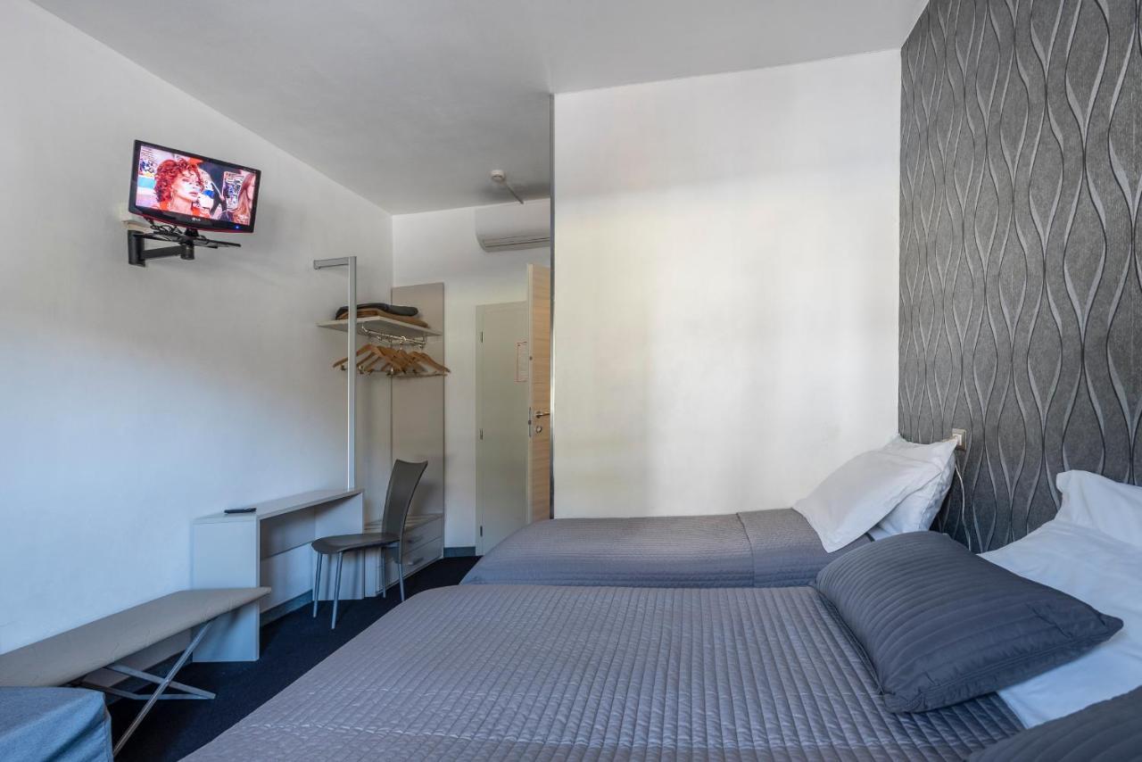 Hotel Rubino Nago-Torbole Luaran gambar